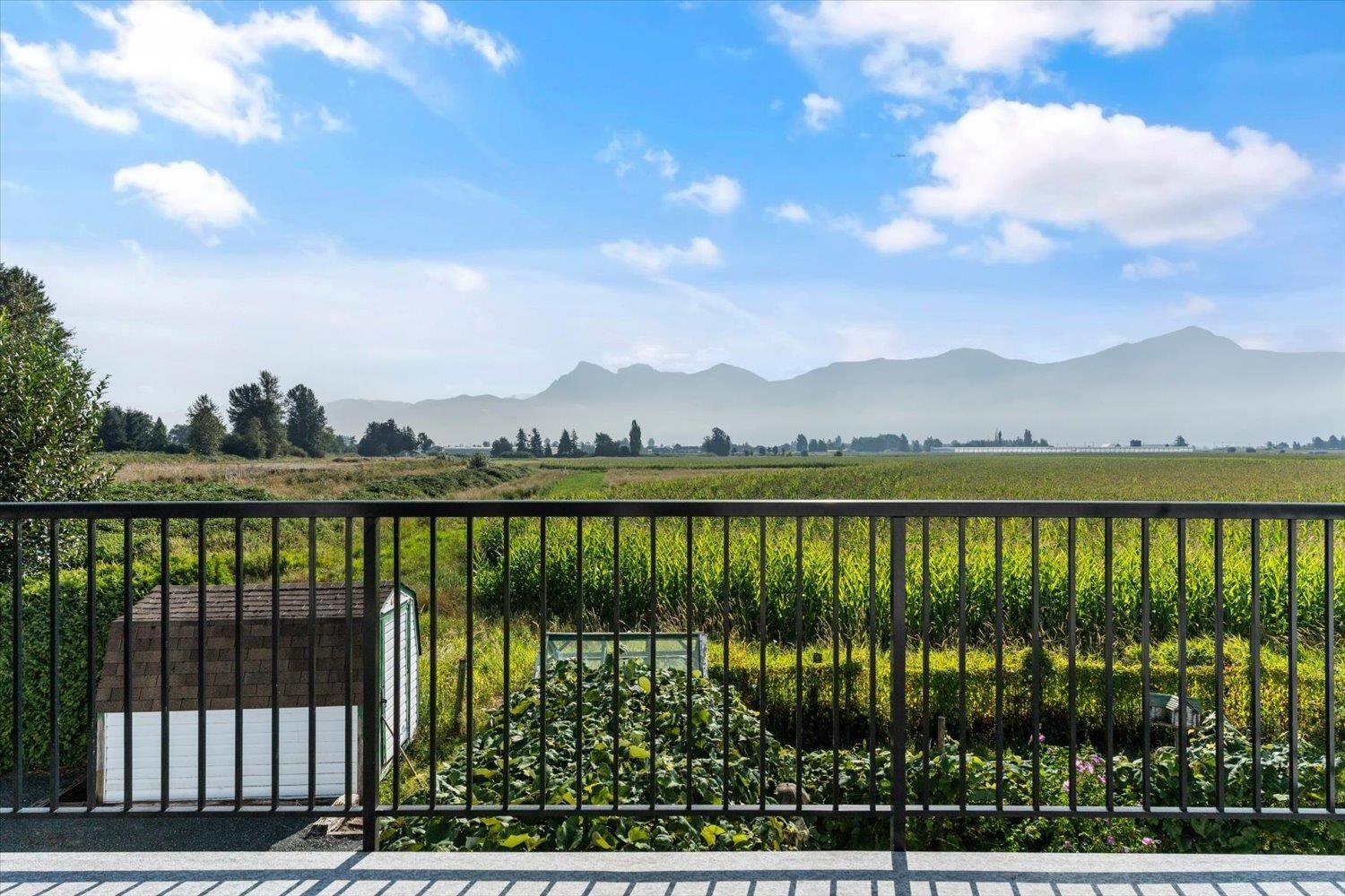 Photo de la propriété:  46702 Arbutus Avenue  BC V2P 6P4 