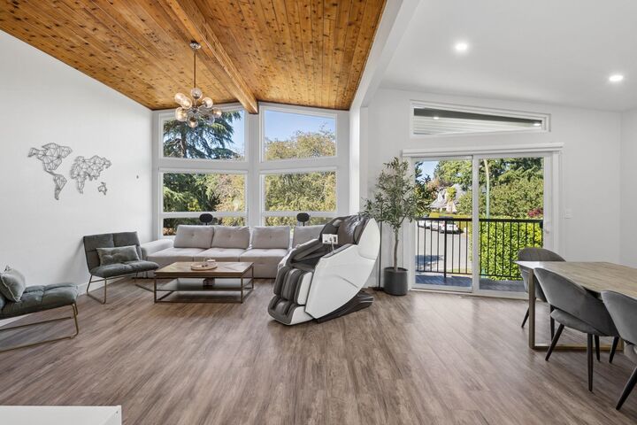 Property Photo:  5668 Dove Place  BC V4K 3R3 