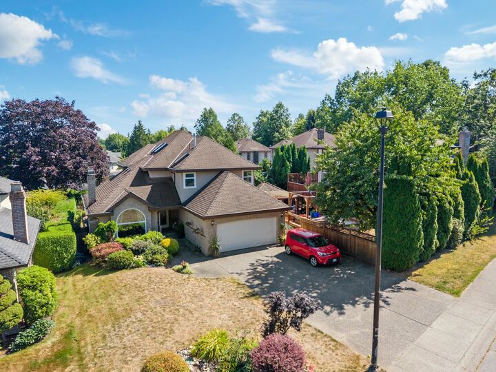 16614 Cherryhill Crescent — photo 1