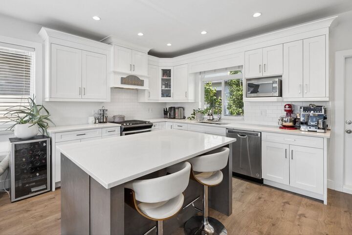 Property Photo: 4855 Ellis Lane BC V4K 0C5