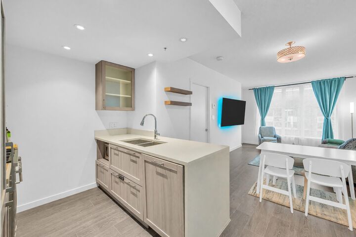 Property Photo: 5598 Ormidale Street 504 BC V5R 0E5