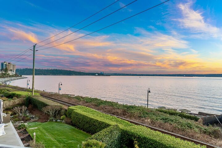 Property Photo: 2356 Bellevue Avenue BC V7V 1C8