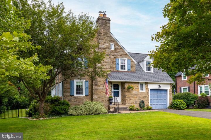 Property Photo: 1202 Jericho Road PA 19001