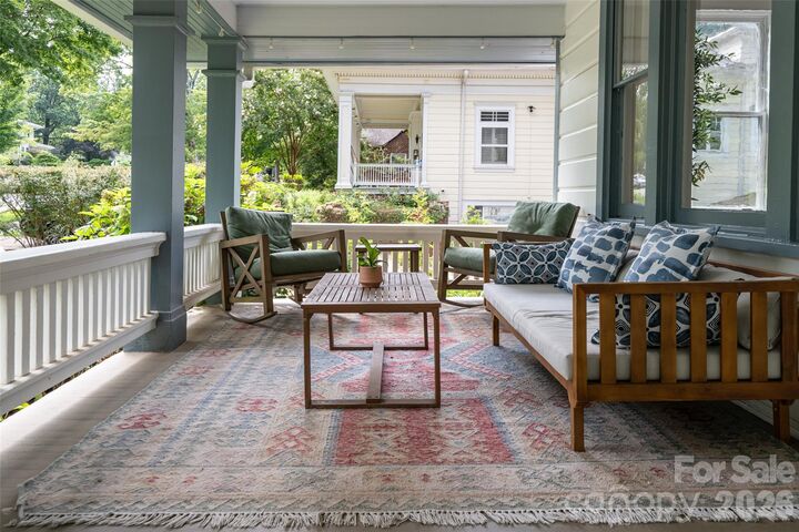 Property Photo: 142 Edwin Place NC 28801