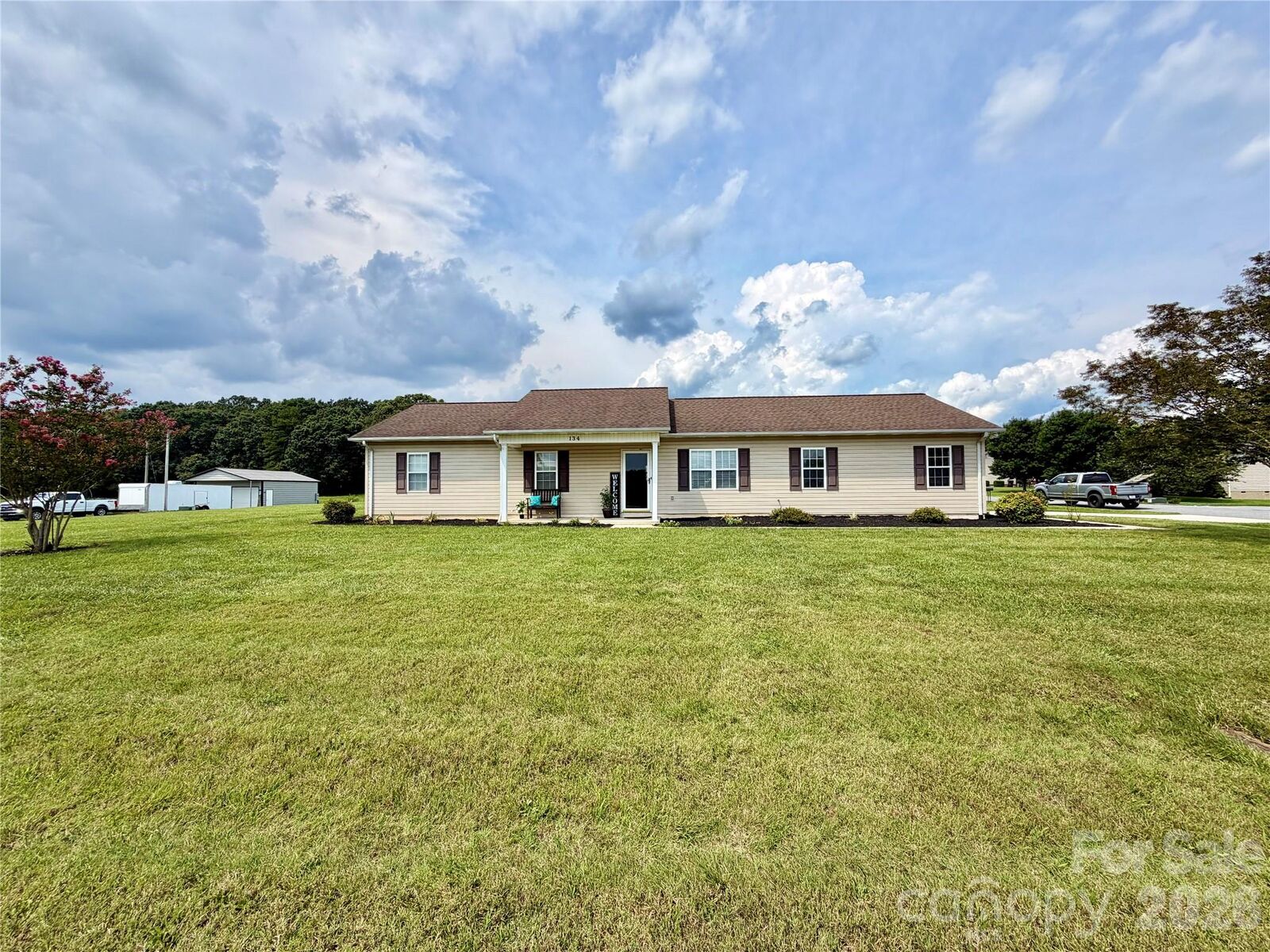 Property Photo:  134 Brentwood Drive  NC 28681 