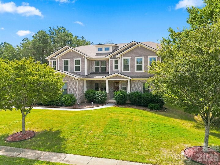 Property Photo: 16131 Alsace Drive NC 28278