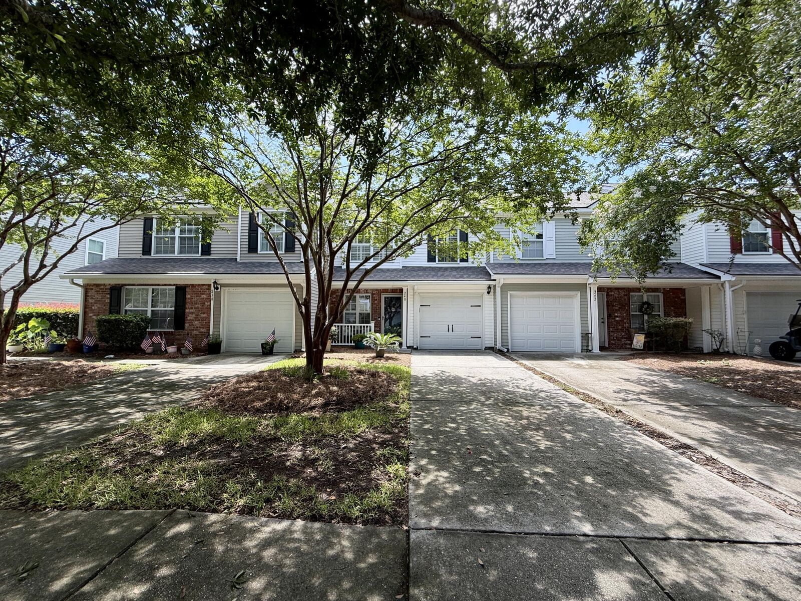 Property Photo: 240 Larissa Drive SC 29414
