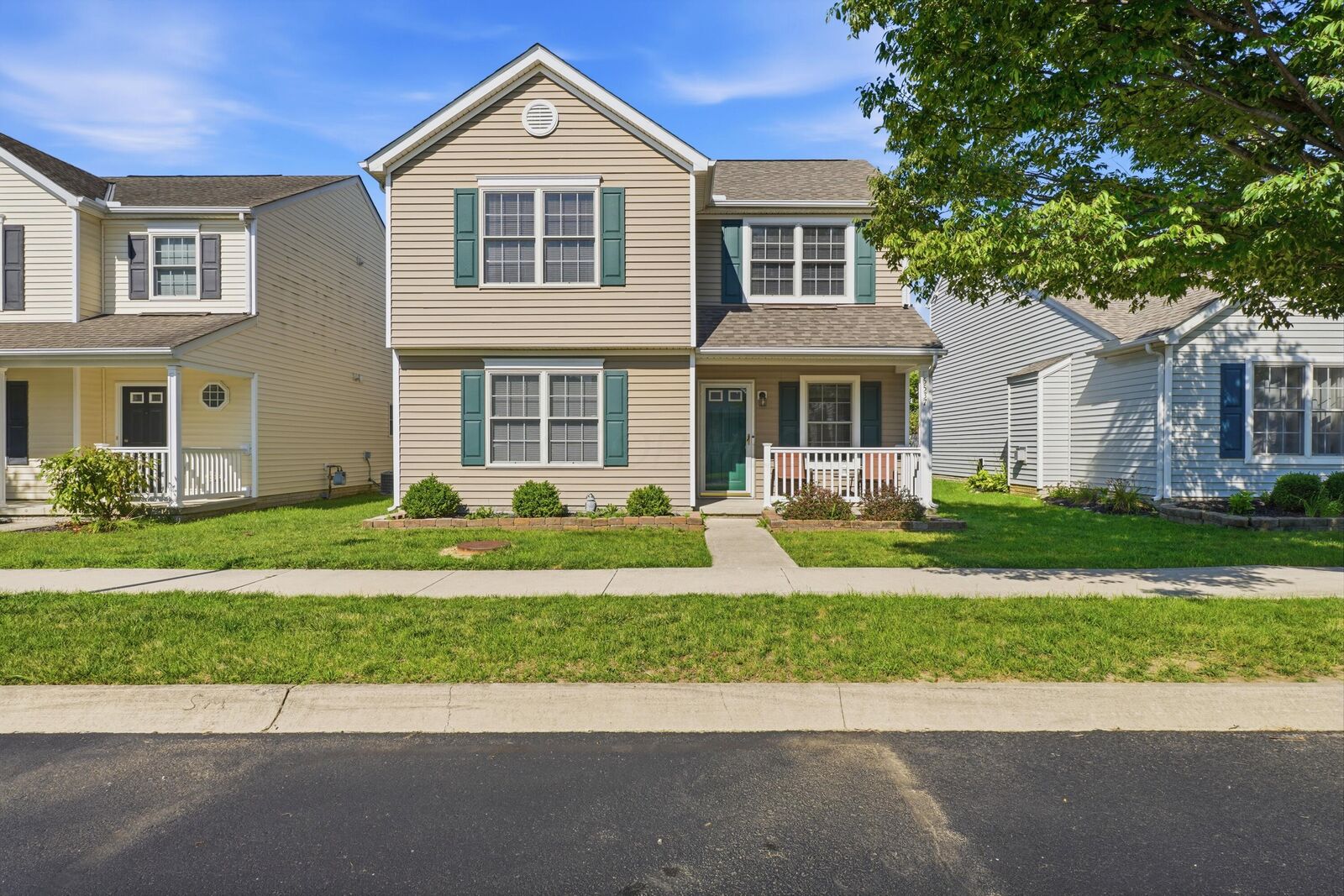 Property Photo:  5537 Mossy Creek Drive  OH 43016 