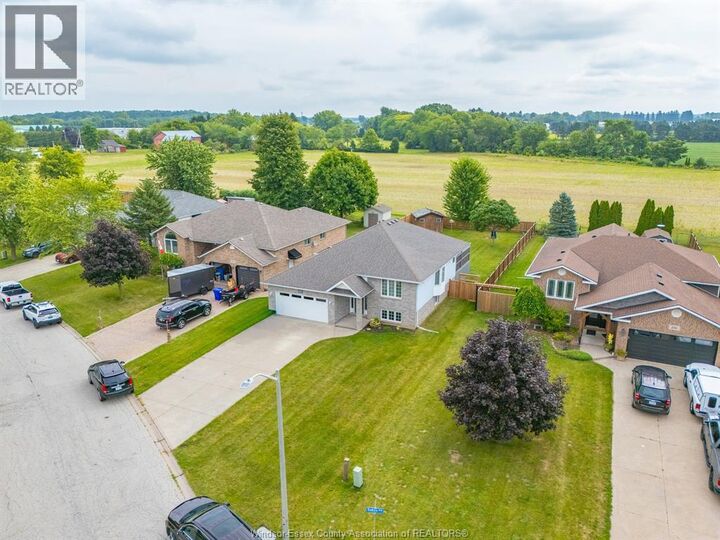 Property Photo:  180 Sunset Drive  ON N0R 1G0 