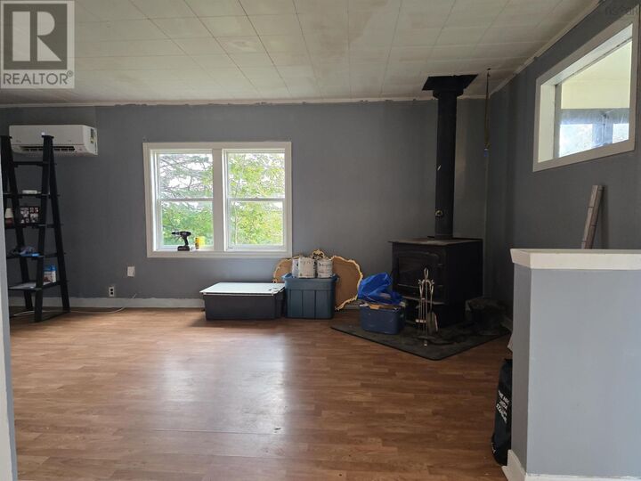 Property Photo:  10 Chestnut Street  NS B0K 1X0 