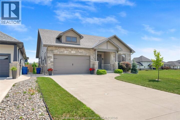 Property Photo: 15 Sienna Court ON N7M 0R9