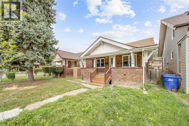 Property Photo:  1408 Dougall Avenue  ON N8X 1R8 