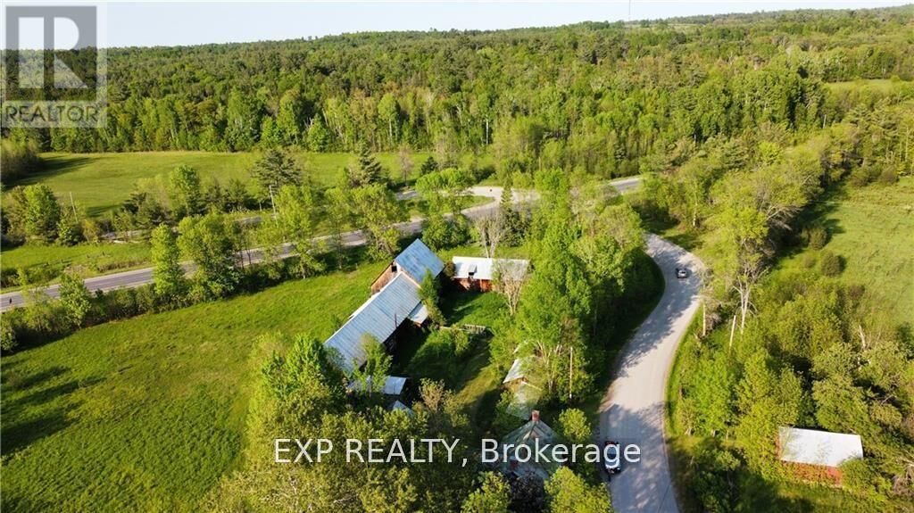 Property Photo: 28 Island View Drive ON K0J 1X0