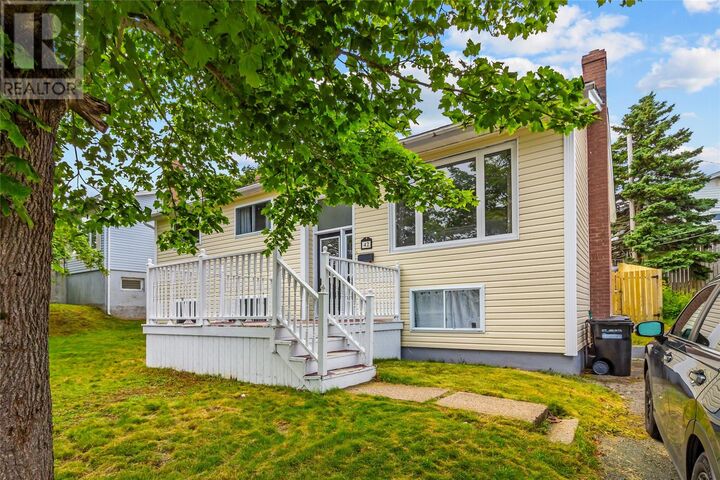 Property Photo:  42 Kennedy Road  NL A1E 2G8 