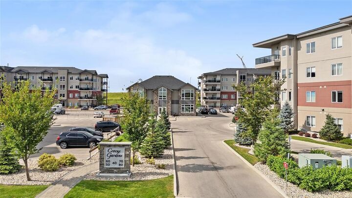 60 Philip Lee Drive — photo 1
