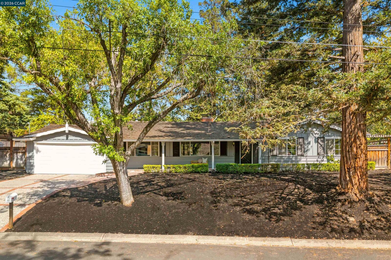 Property Photo: 805 Turrini Dr CA 94526