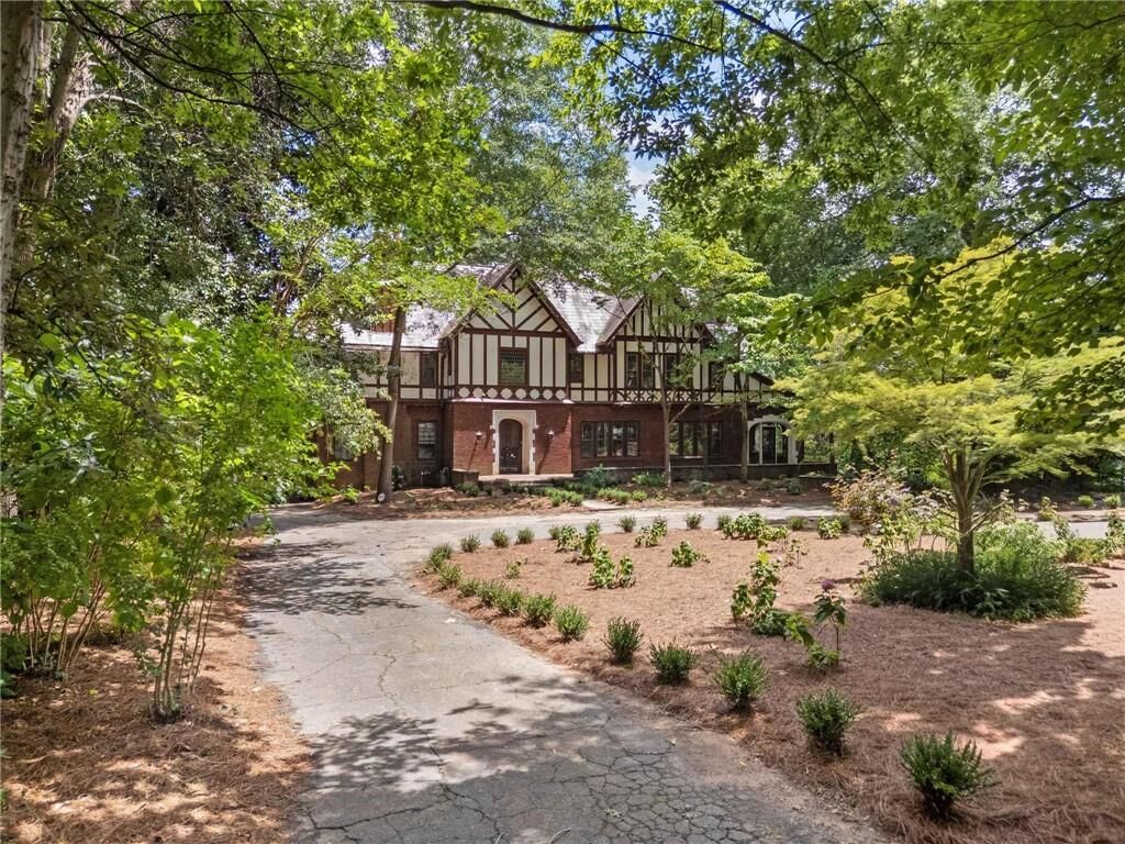 Property Photo:  843 Springdale Road NE  GA 30306 