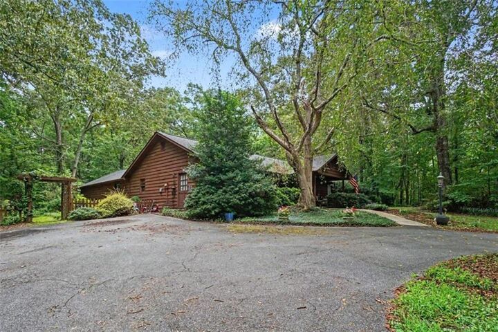 Property Photo:  25 Woodall Rd SE  GA 30184 