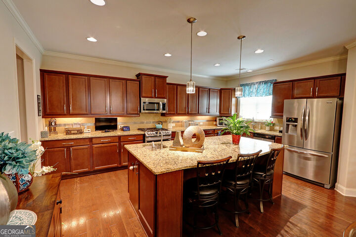 Property Photo: 2680 Middlecreek Way GA 30041