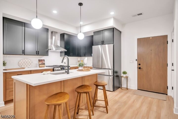 Property Photo:  20 Encampment Ct312  NJ 07045 