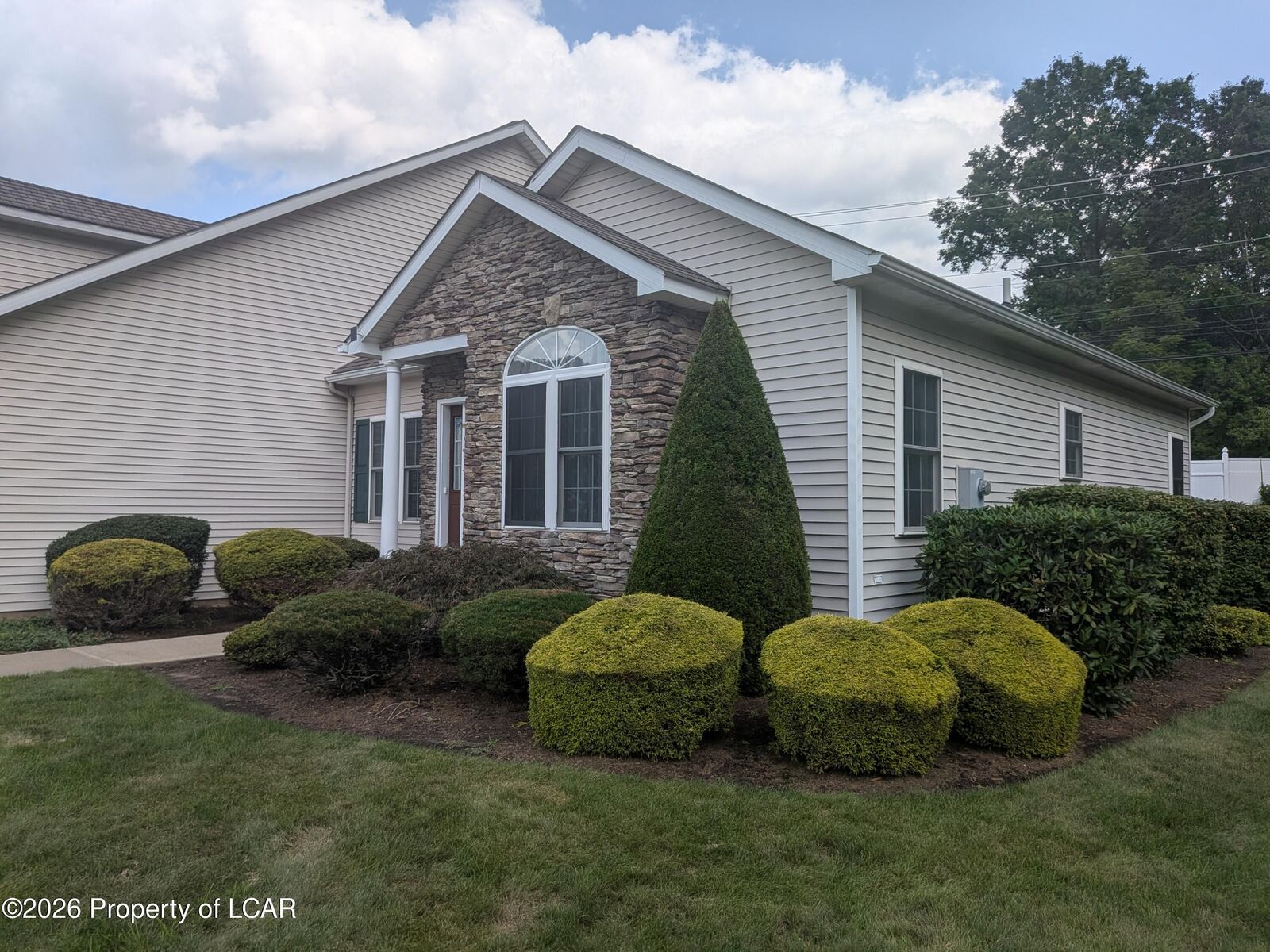 Property Photo:  45 Somerset Drive  PA 18706 