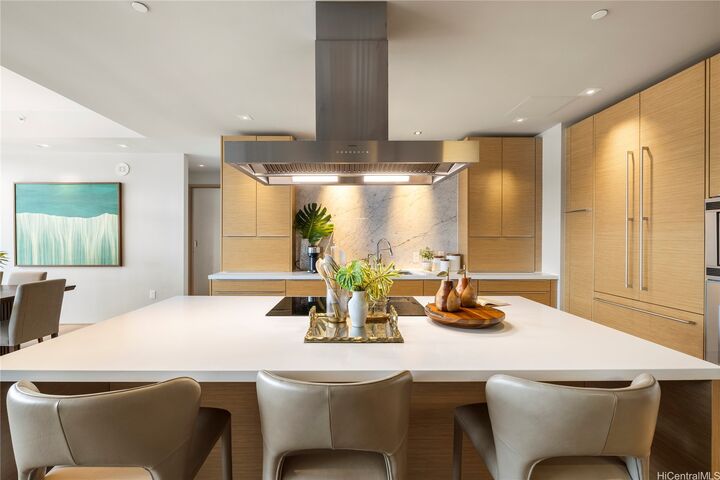 Property Photo: 888 Kapiolani Boulevard 4501 HI 96813