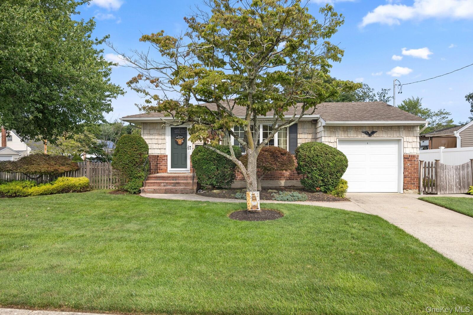 Property Photo: 151 N East Boulevard NY 11758