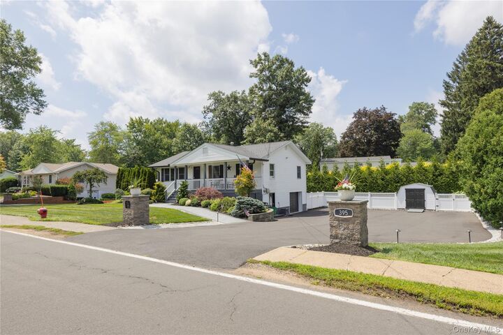 Property Photo:  395 Ehrhardt Road  NY 10965 