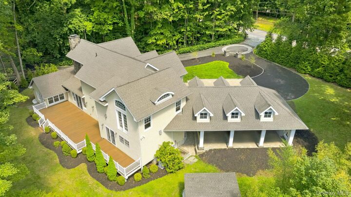 Property Photo:  38 Lincoln Avenue  NY 10573 