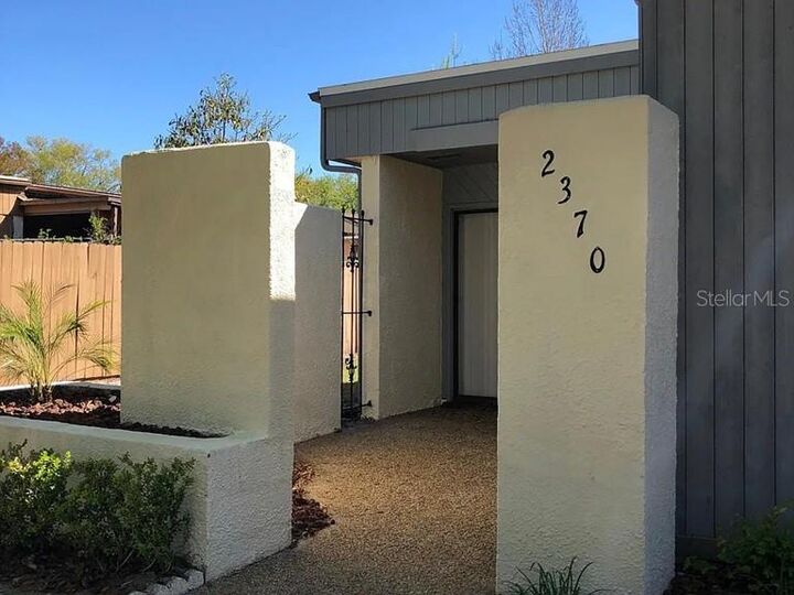 Property Photo: 2370 Barbados Drive FL 32792