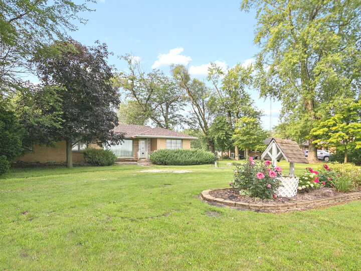 Property Photo: 2098 W 2000S Road IL 60901