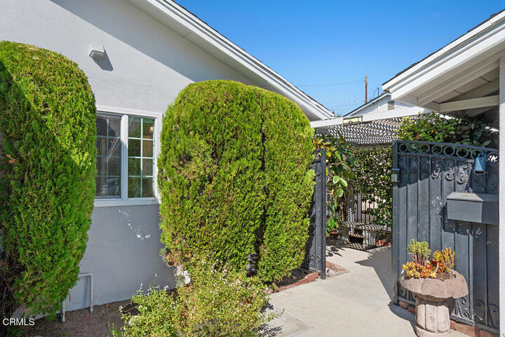Property Photo:  1305 Valley View Avenue  CA 91107 