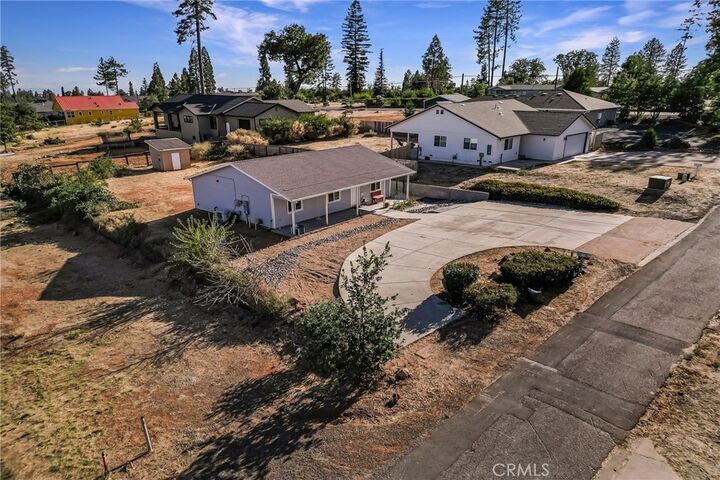 Property Photo:  1426 Sleepy Hollow Lane  CA 95969 