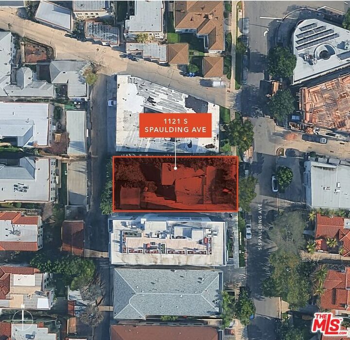Property Photo:  1121 S Spaulding Avenue  CA 90019 