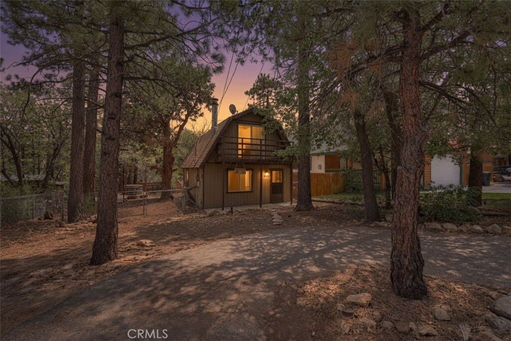 Property Photo: 425 Imperial Avenue CA 92386