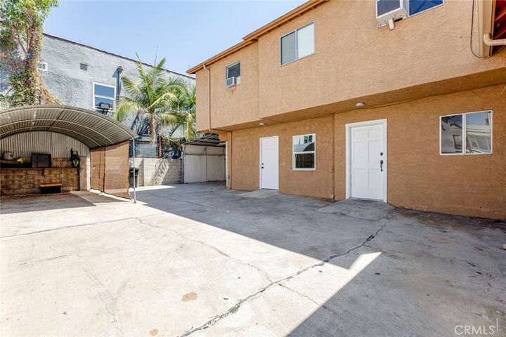 Property Photo:  4927 Lexington  CA 90029 