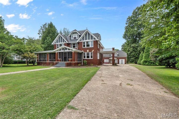 Property Photo: 711 N Kingshighway Street MO 63801