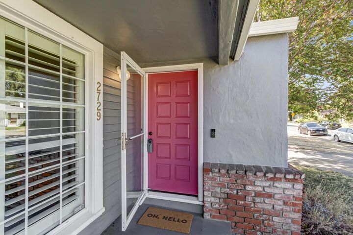 Property Photo:  2729 Kroy Way  CA 95817 