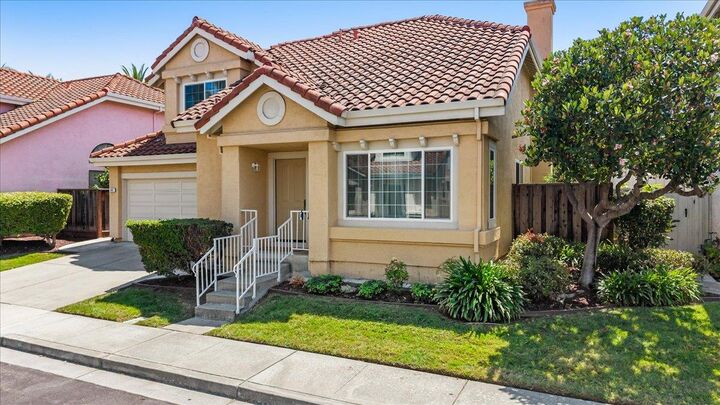 Property Photo:  648 Kirby Common  CA 94539 