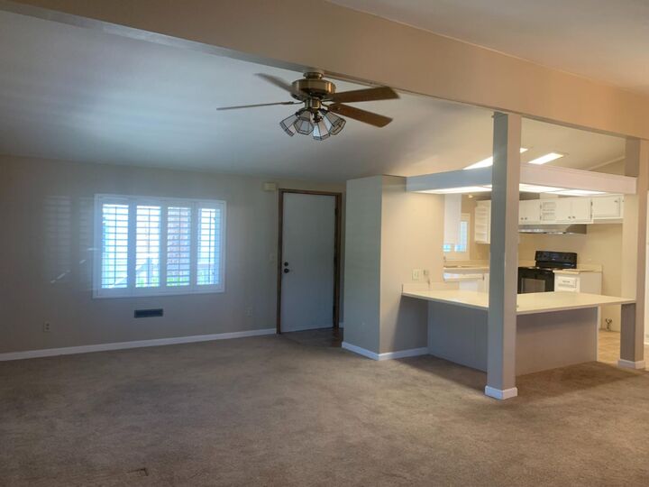 Property Photo: 7400 Chantilly Lane CA 95828