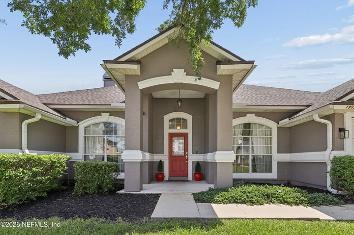 Property Photo:  1909 Tuscan Oaks Court  FL 32003 