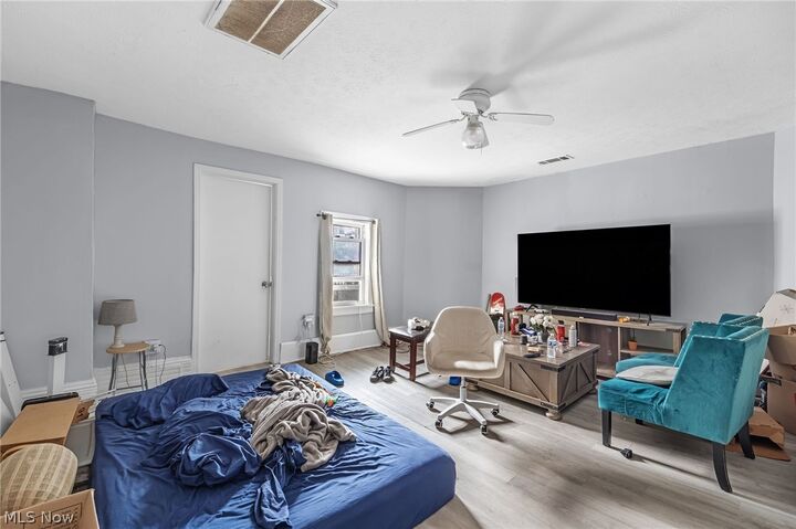 Property Photo: 3318 W 30th Street OH 44109