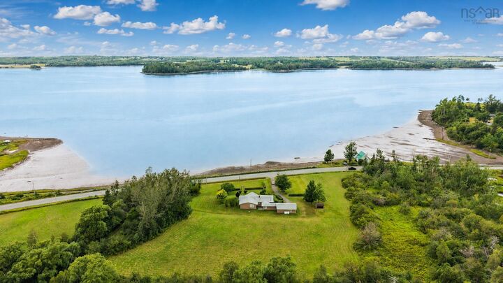 Property Photo: 1952 Shore Road NS B0K 1G0