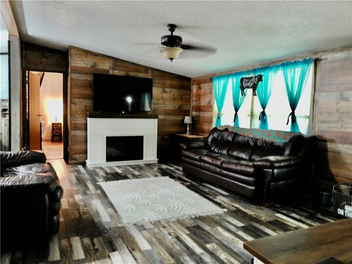 Property Photo:  162 Springhill Road  MO 64831 