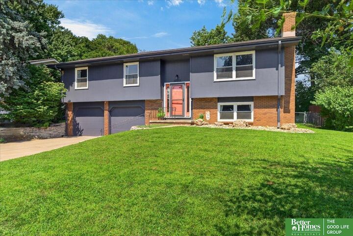 Property Photo: 16058 Oak Street NE 68130