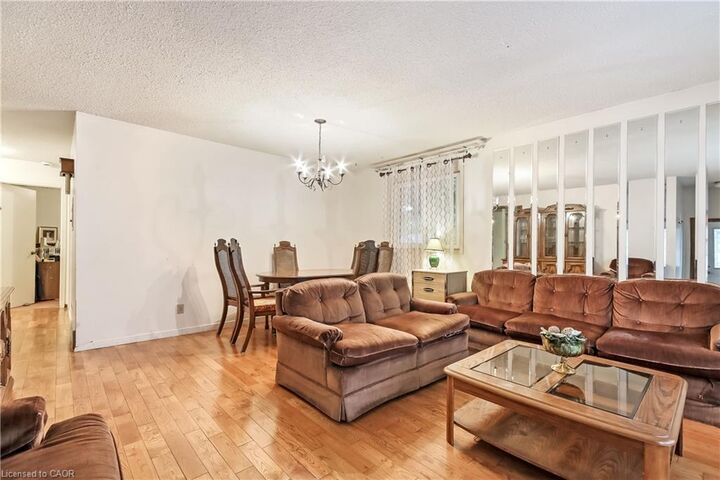 Property Photo:  965 St George Street  ON N0A 1N4 
