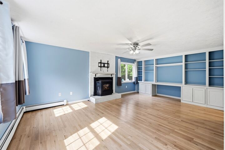 Property Photo: 711 Chicopee Row MA 01450