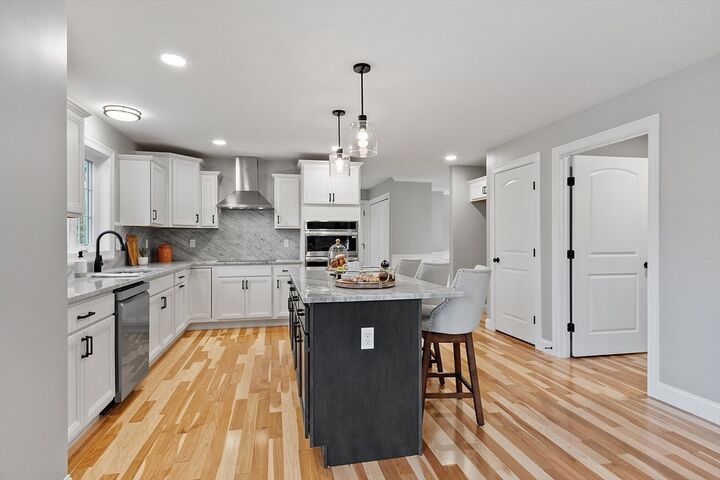 Property Photo: 523 Alpine Rd Bradley MA 01420