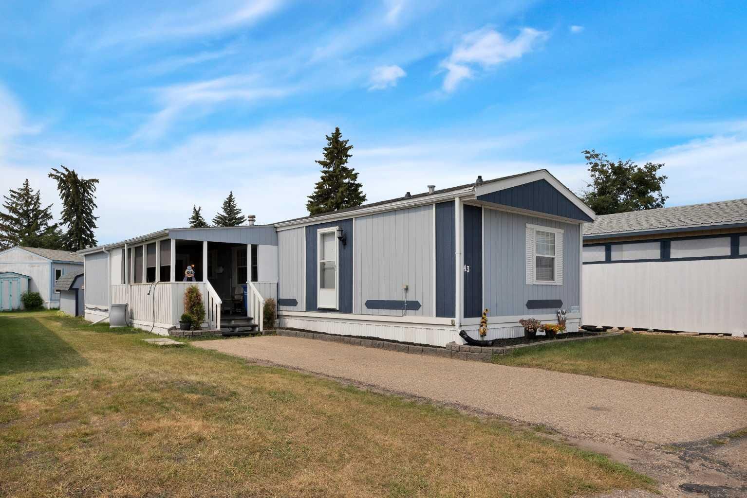 Property Photo: 43 Parkside Drive AB T4P 1K1