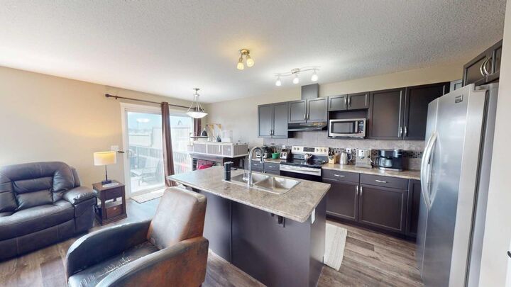 Property Photo: 10250 85A Street AB T8X 0K2